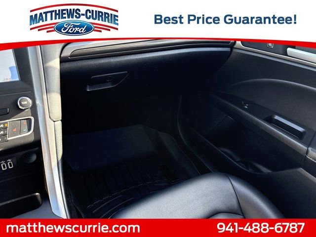 Used 2019 Ford Fusion SEL FWD image 23