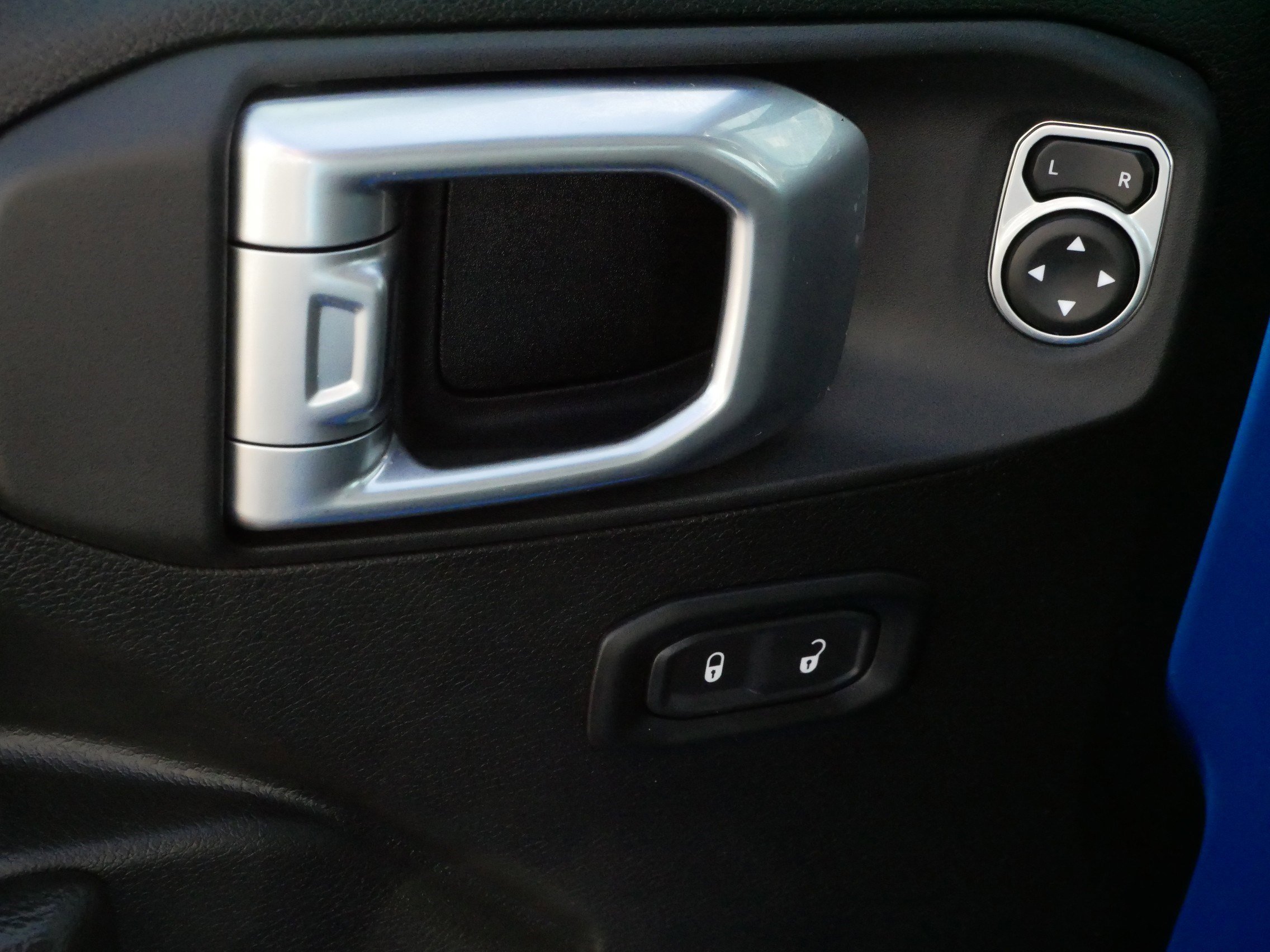 Used 2022 Jeep Wrangler Unlimited Sport image 20