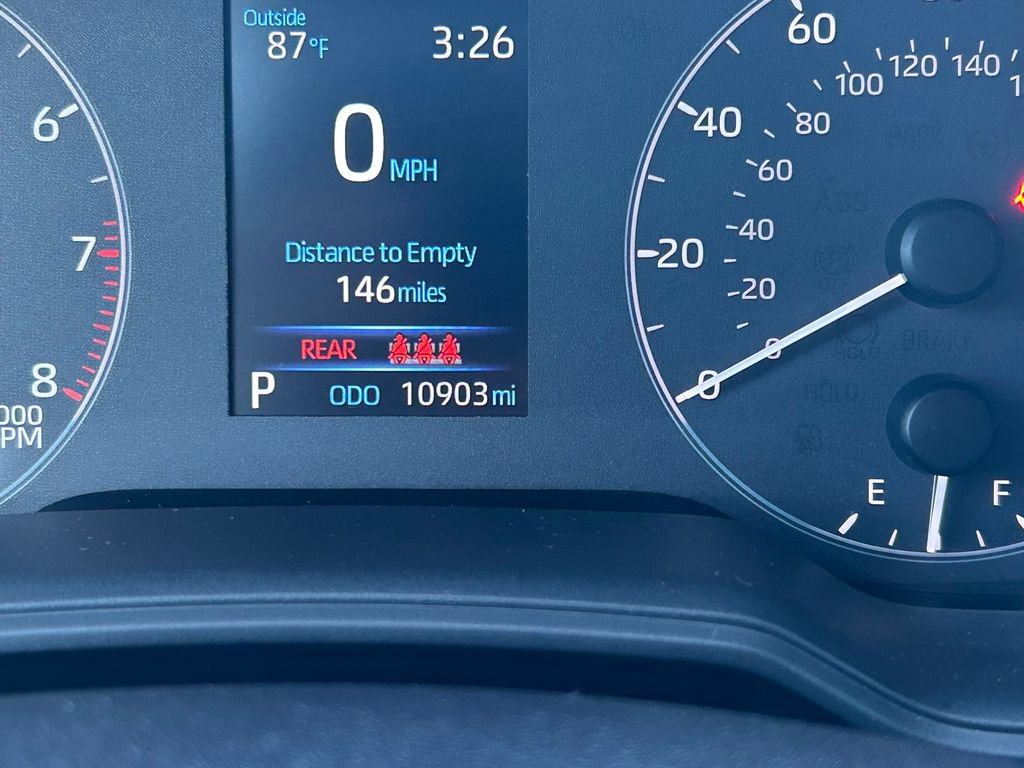 Used 2025 Toyota Corolla SE image 32