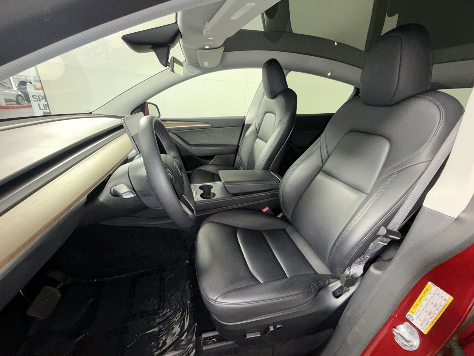 Used 2024 Tesla Model Y Long Range image 13