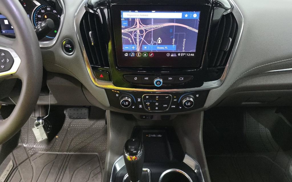 Used 2020 Chevrolet Traverse Premier w/ LPO, Floor Liner Package FWD image 10