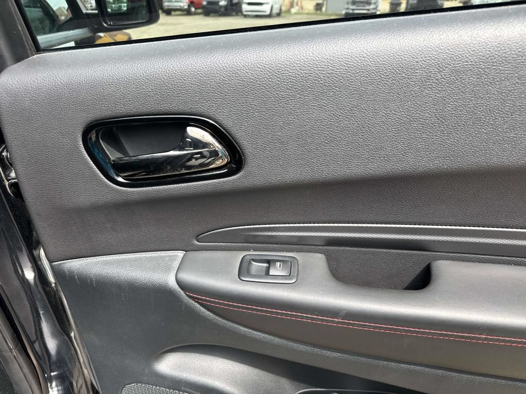 Used 2024 Dodge Durango GT RWD image 31
