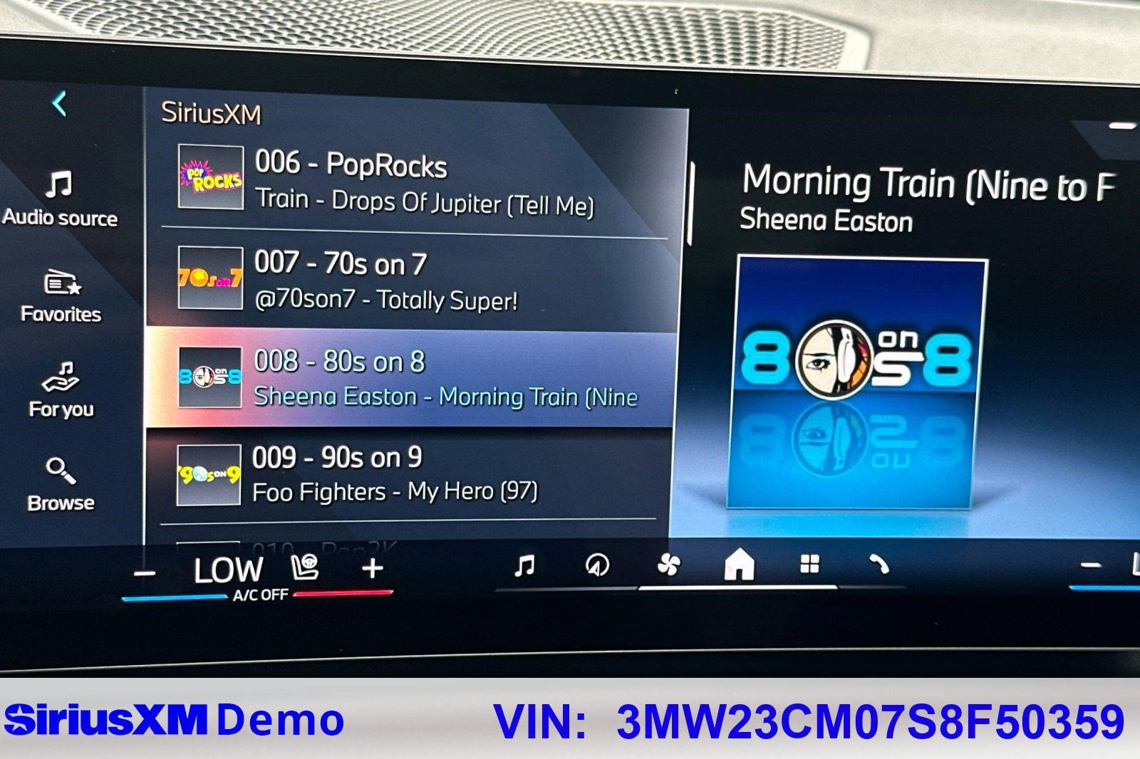 Used 2025 BMW 230i Coupe w/ Premium Package image 39