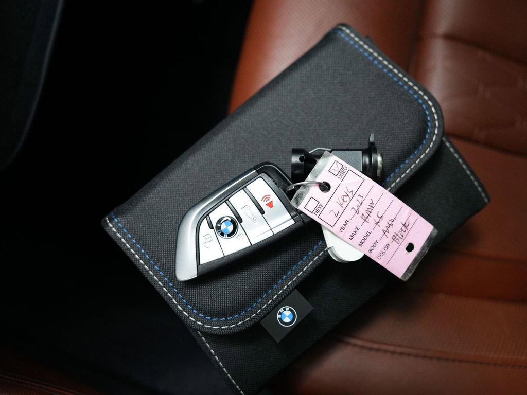 Used 2023 BMW X5 M50i w/ Executive Package AWD/4WD image 25