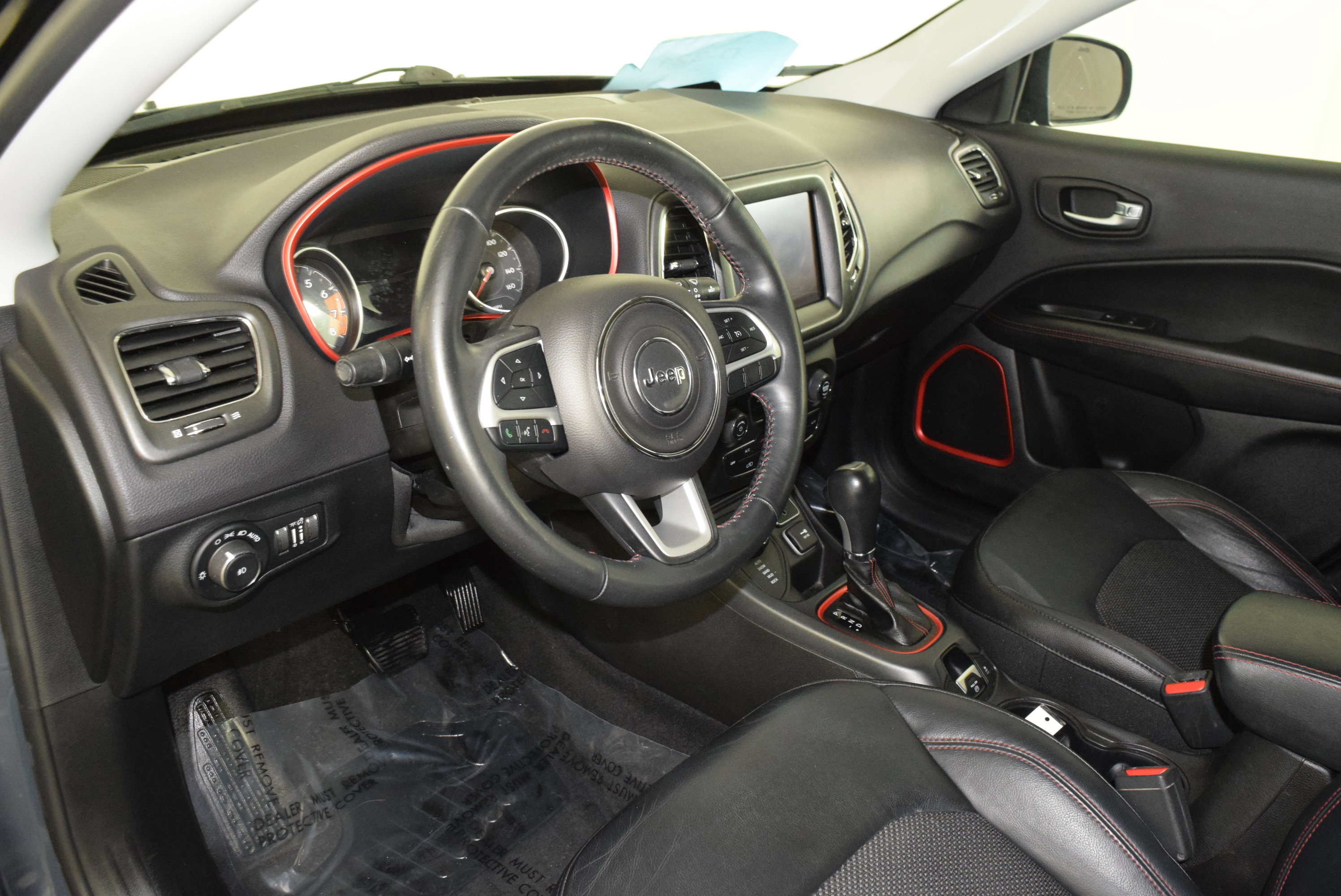 Used 2018 Jeep Compass Trailhawk w/ Navigation Group image 35