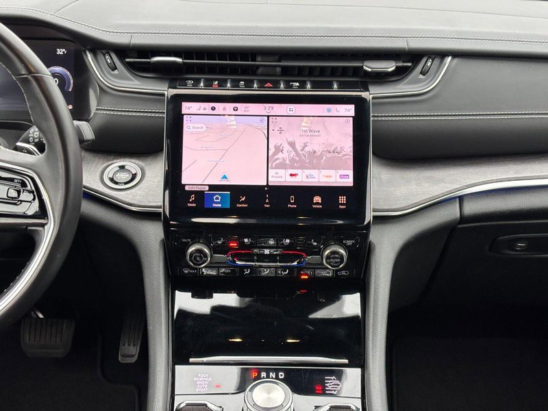 Used 2022 Jeep Grand Cherokee L Overland w/ Luxury Tech Group IV image 14