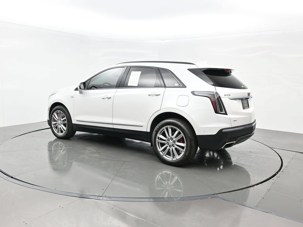Certified 2024 Cadillac XT5 Sportv w/ Technology Package AWD/4WD image 4