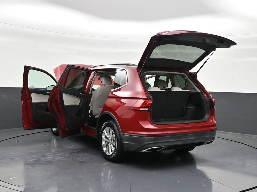 Used 2019 Volkswagen Tiguan SE w/ Panoramic Sunroof Package FWD image 31