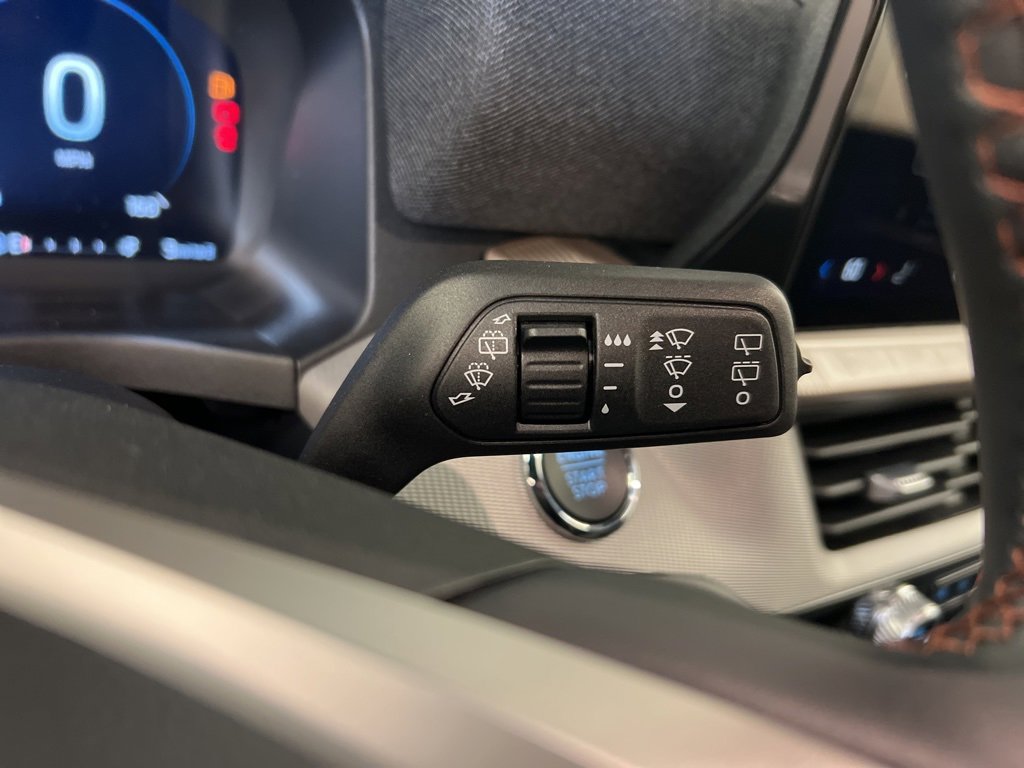 Used 2025 Ford Explorer Active image 19