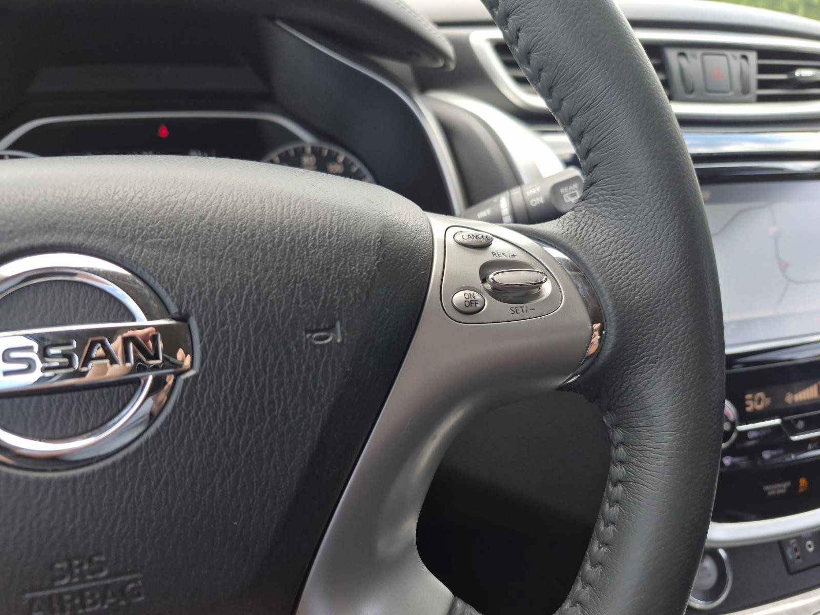 Used 2018 Nissan Murano SV FWD image 20