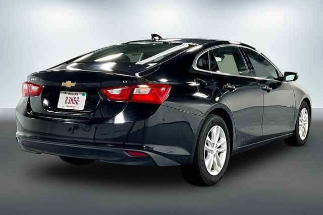Used 2016 Chevrolet Malibu LT w/ Leather Package FWD image 7