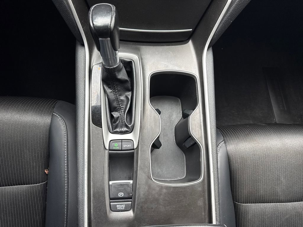 Used 2018 Honda Accord Sport image 21
