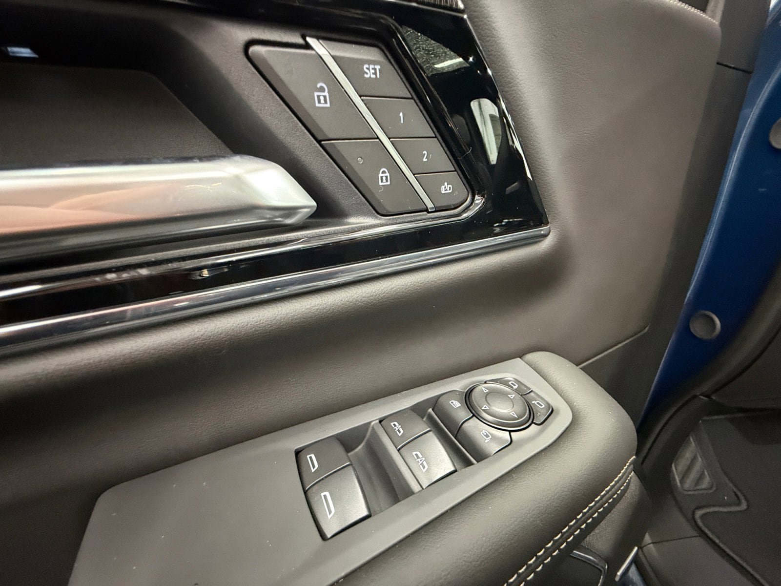 New 2026 GMC Yukon XL Elevation w/ Elevation Premium Package image 29