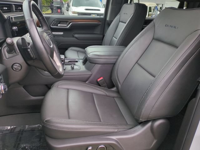 Used 2024 GMC Sierra 1500 Denali w/ Denali Reserve Package AWD/4WD image 11