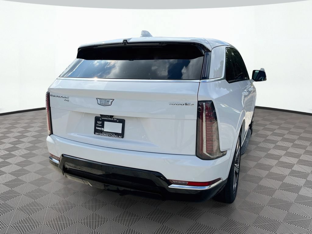 Certified 2025 Cadillac Escalade IQ Luxury 2 w/ LPO, Premium Carpet Package AWD/4WD image 6