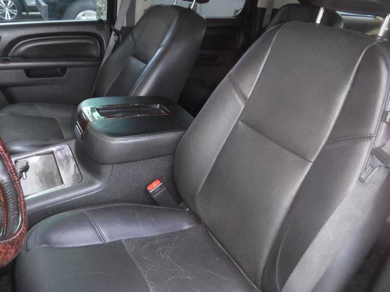 Used 2012 GMC Yukon XL Denali AWD/4WD image 28