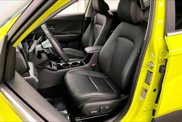 Used 2025 Hyundai Kona Limited FWD image 24
