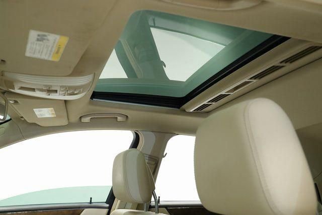Used 2015 Mercedes-Benz E 350 Sedan image 36