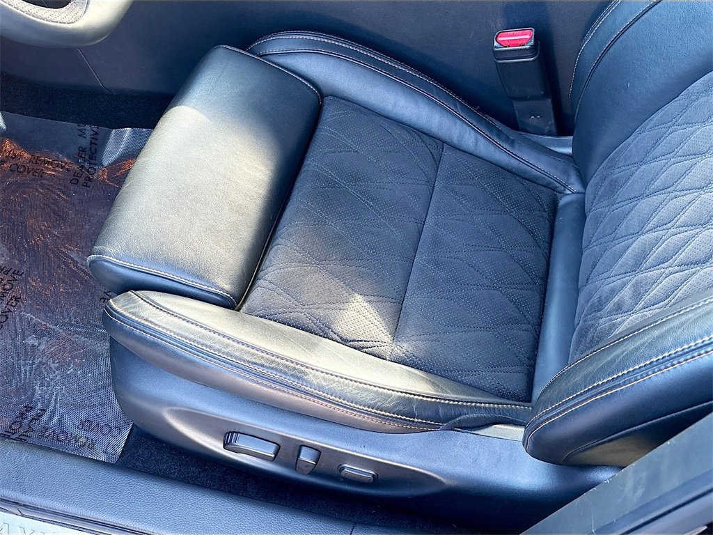 Used 2023 Nissan Maxima SR w/ Sport Mat Group image 20