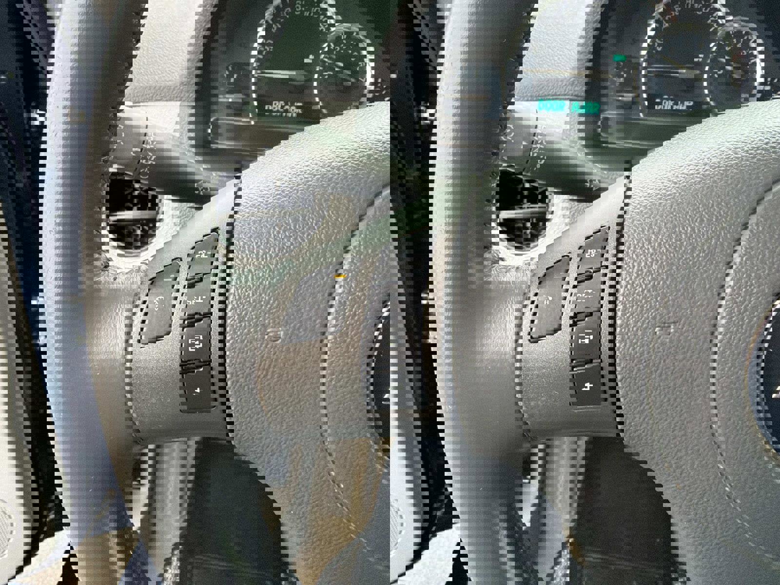 Used 2006 Chevrolet HHR LT w/ Preferred Equipment Group image 6