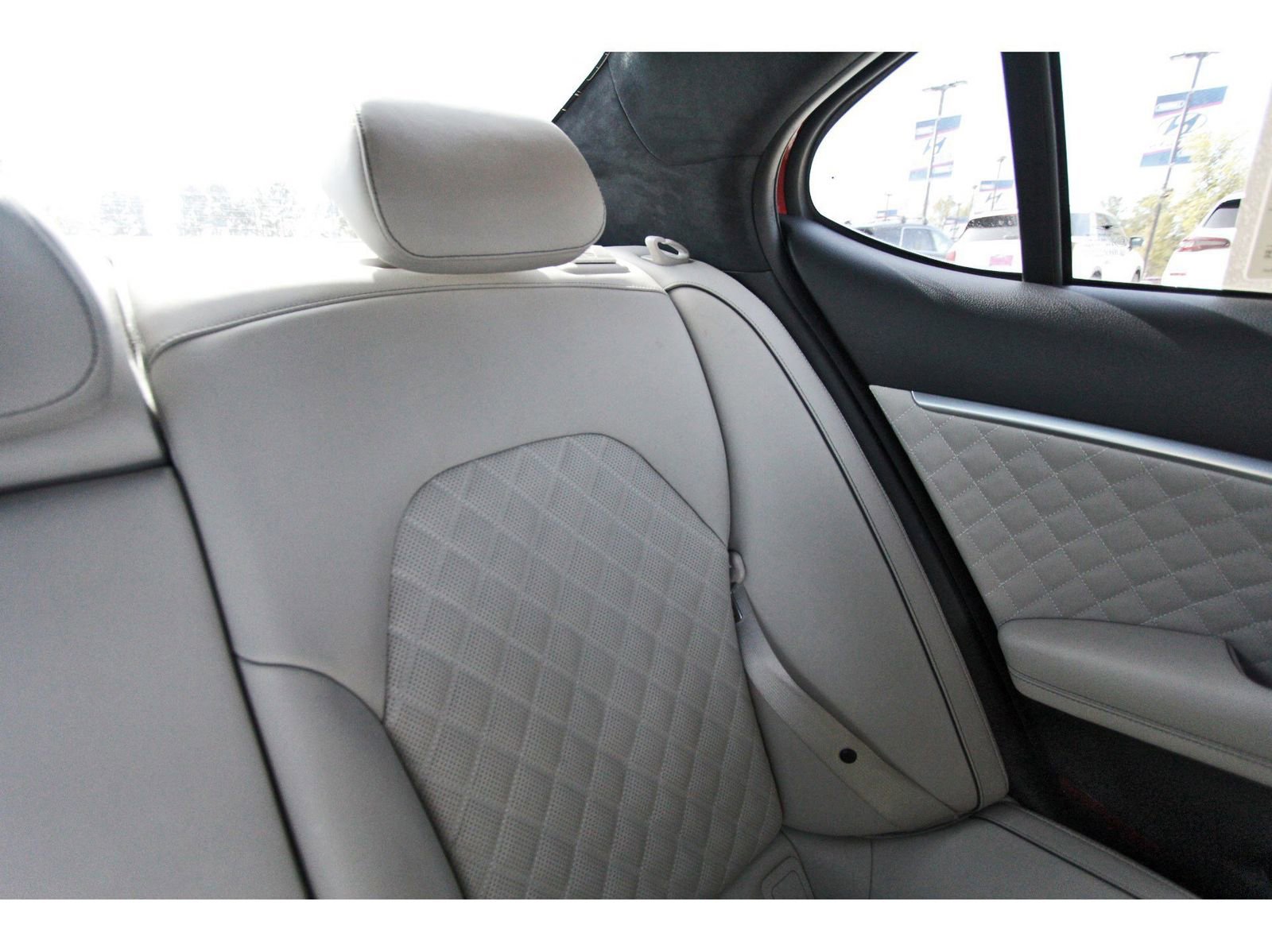 Used 2023 Genesis G70 3.3T w/ Sport Prestige Package image 13