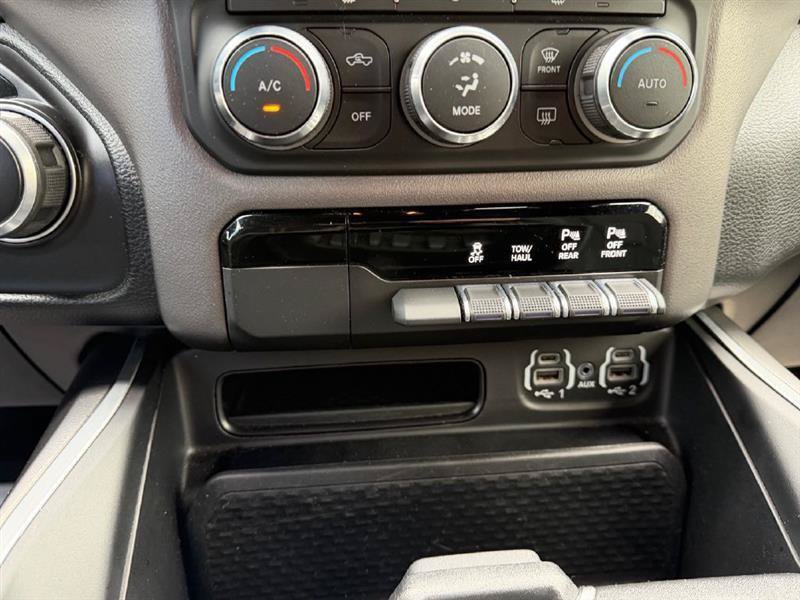 Used 2022 RAM 1500 Big Horn RWD image 39