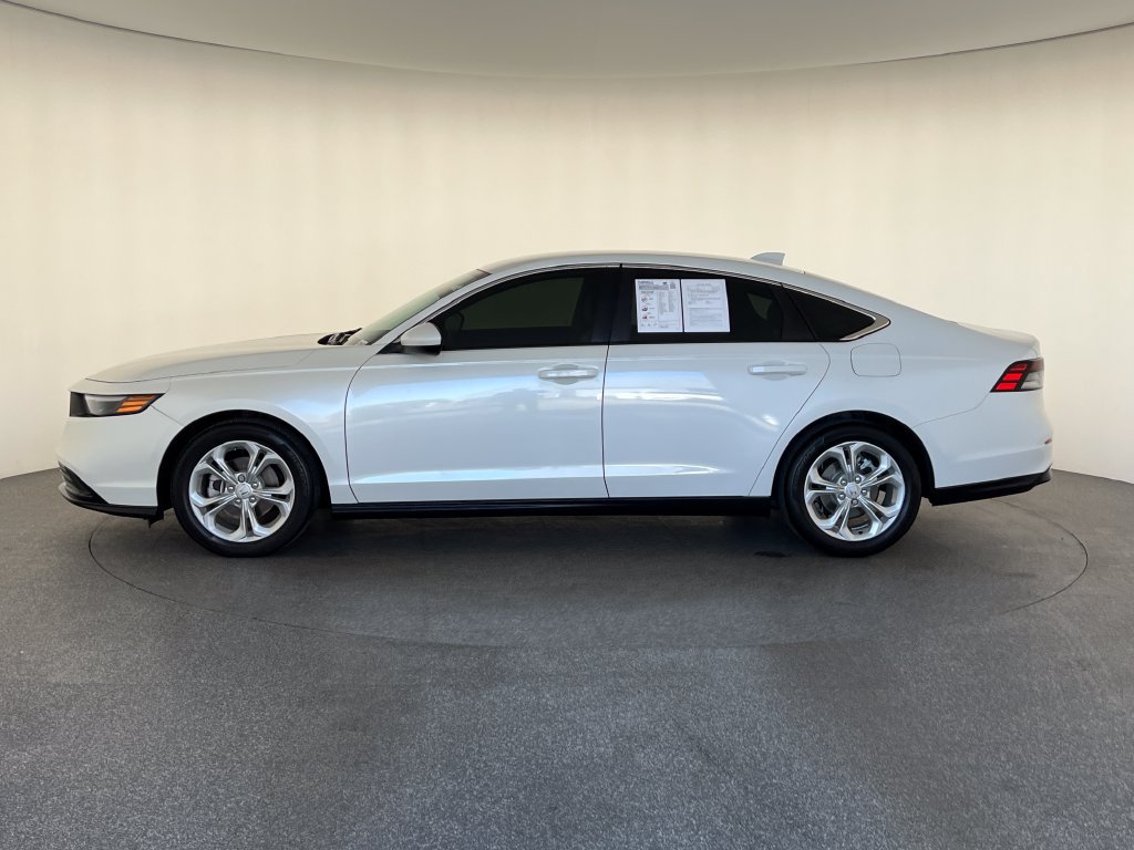 Used 2023 Honda Accord LX image 9