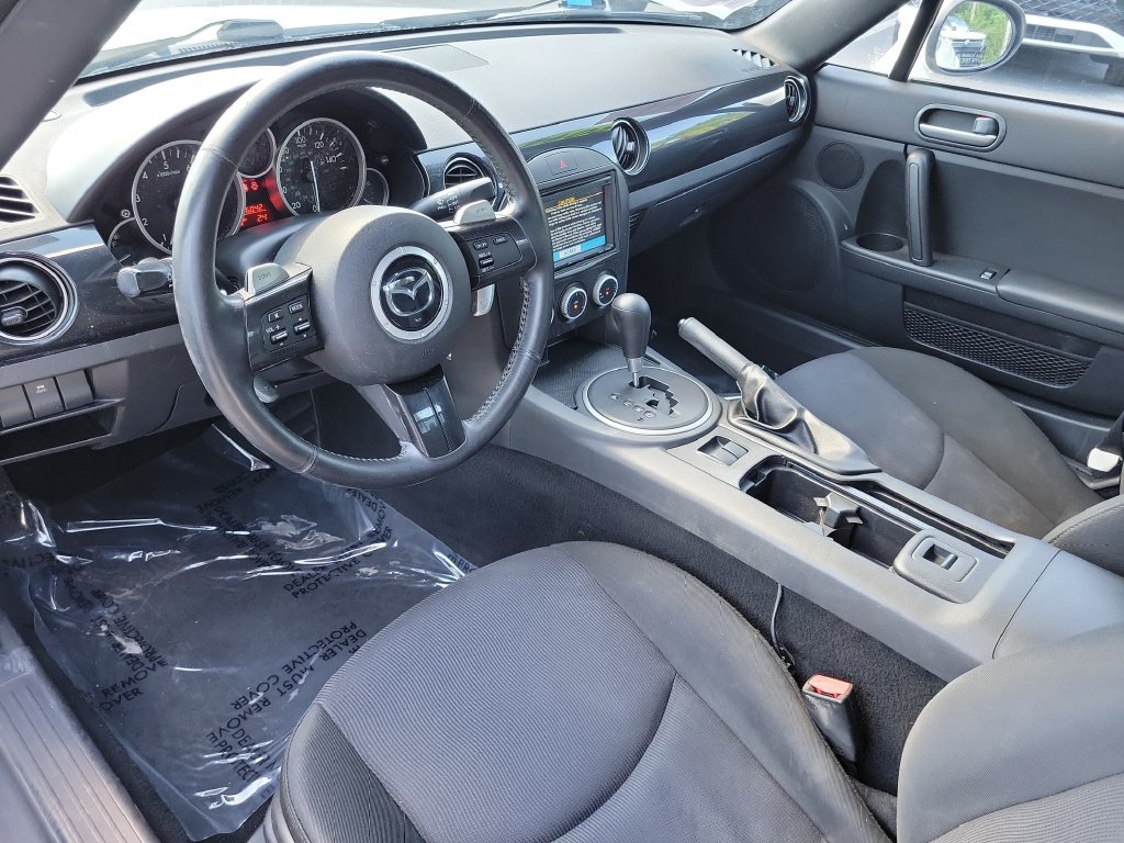 Used 2014 MAZDA MX-5 Miata Sport RWD image 12
