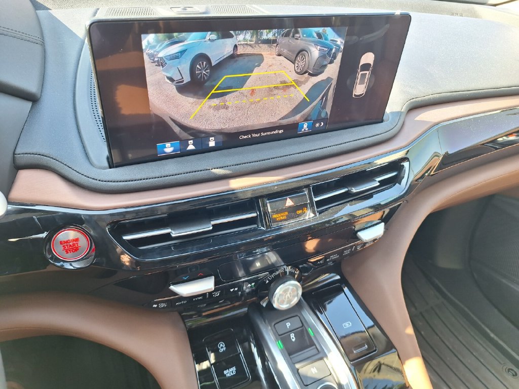 Certified 2025 Acura MDX w/ Technology Package AWD/4WD image 18