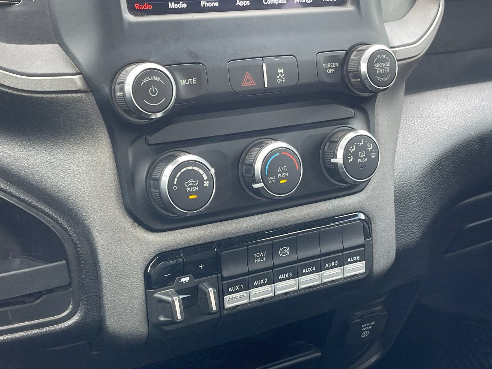 Used 2023 RAM 4500 Tradesman w/ Chrome Appearance Group AWD/4WD image 20