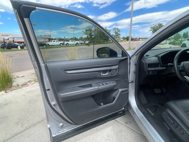 Used 2025 Honda CR-V Sport-L image 13