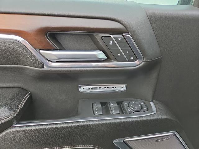 Used 2024 GMC Sierra 1500 Denali w/ Denali Reserve Package AWD/4WD image 16