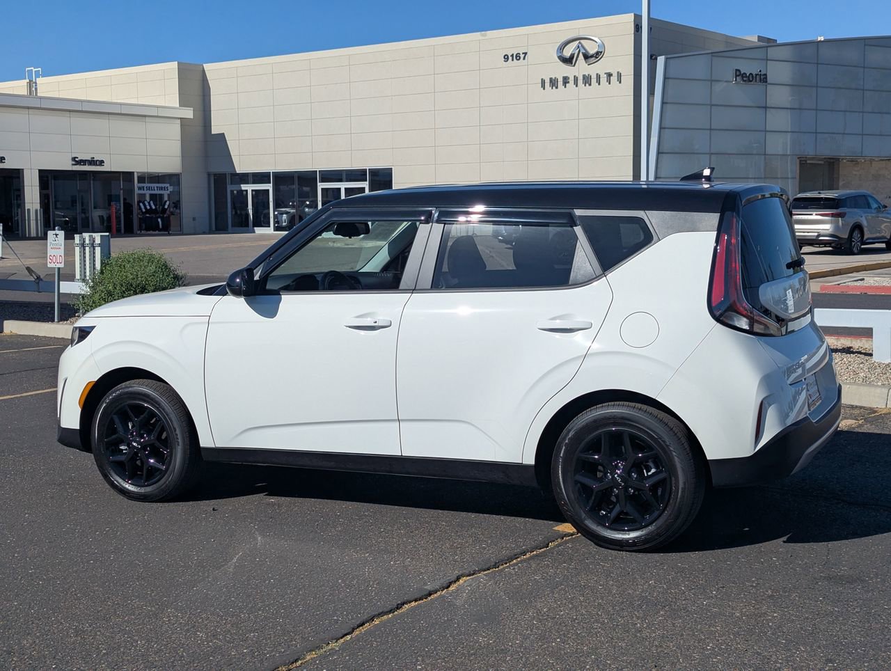 Used 2025 Kia Soul S FWD image 4