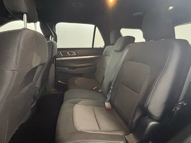 Used 2019 Ford Explorer XLT image 13