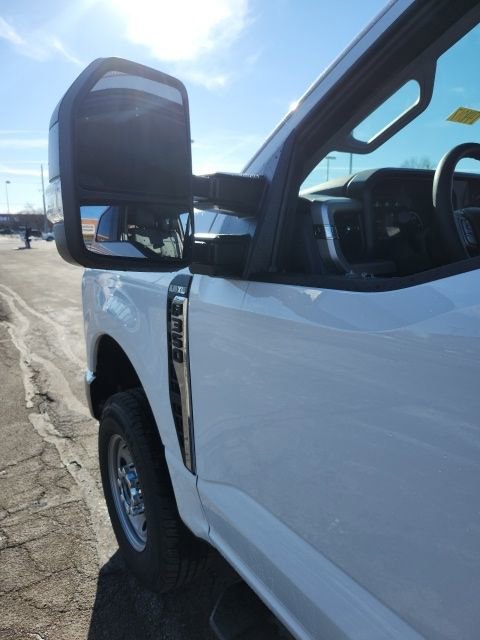 New 2026 Ford F350 XL w/ XL Chrome Package image 19