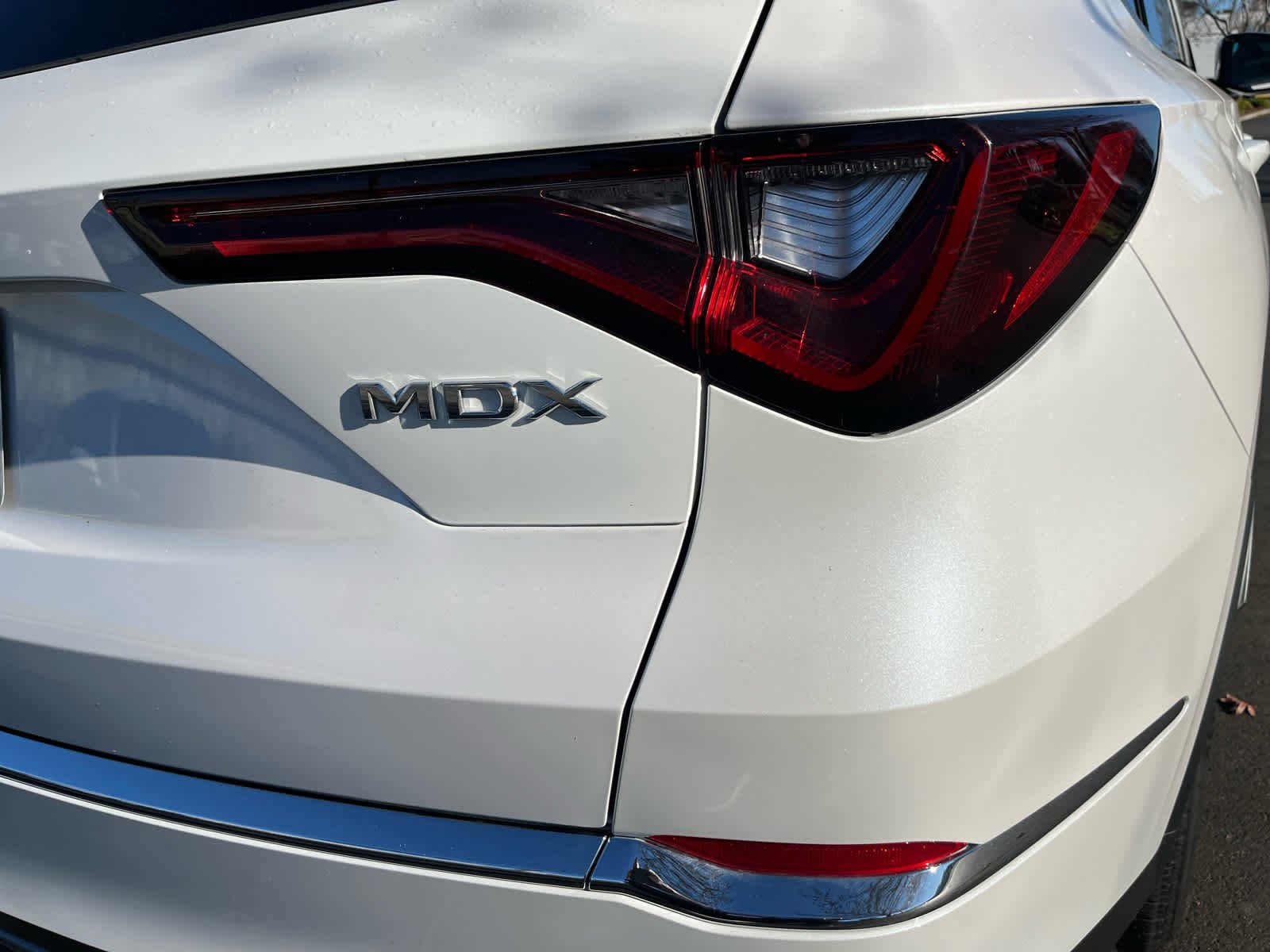 Used 2025 Acura MDX FWD image 15