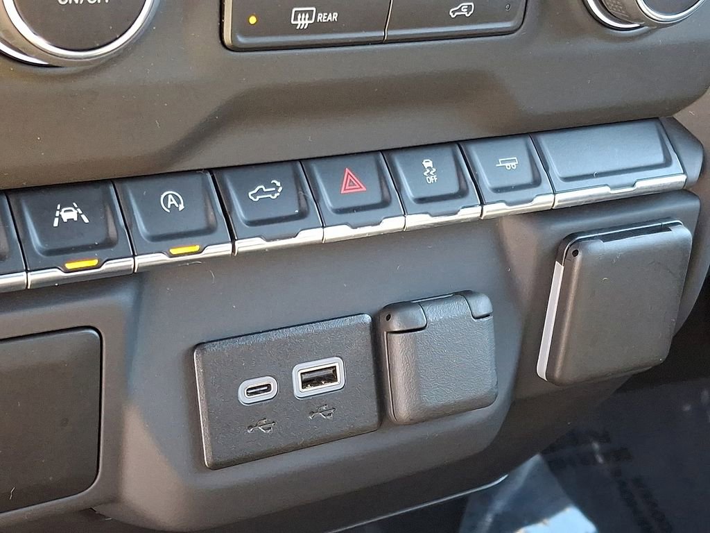 Certified 2025 Chevrolet Silverado 1500 Custom image 25