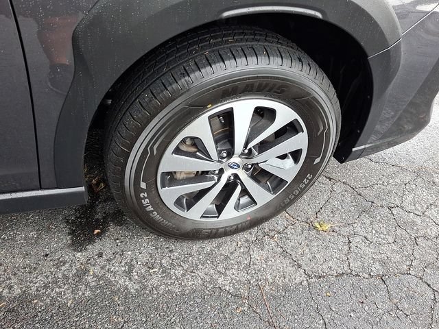 Certified 2025 Subaru Outback Premium AWD/4WD image 11