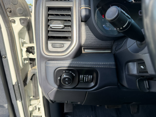 Used 2023 RAM 3500 Limited AWD/4WD image 22
