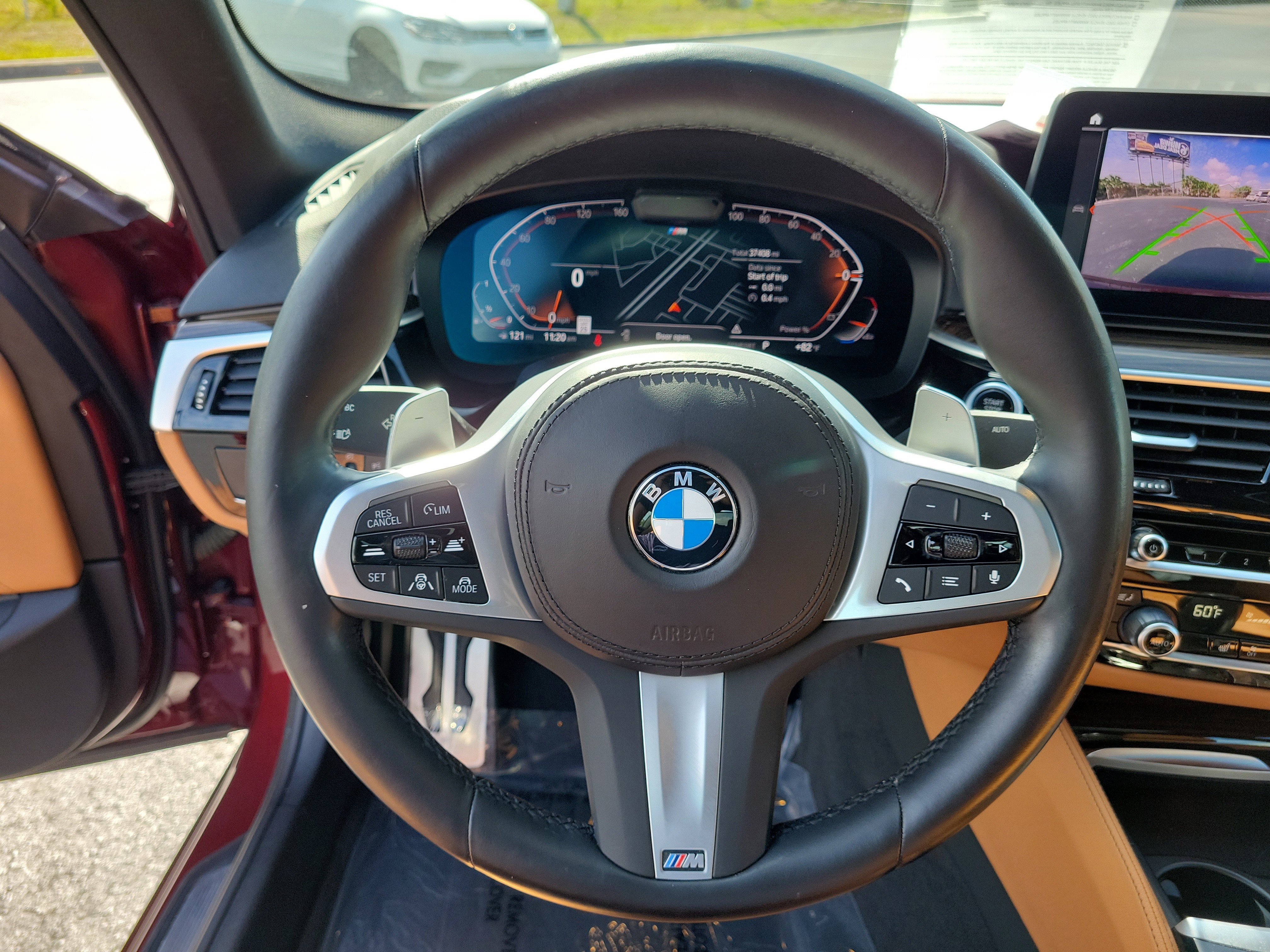 Used 2023 BMW 540i w/ M Sport Package image 28