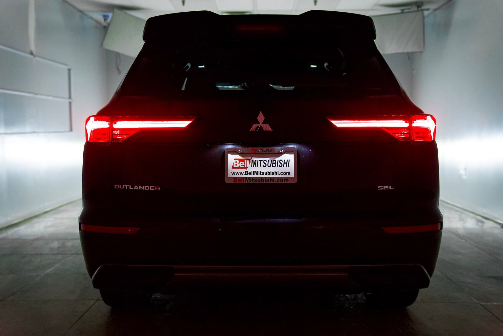 Used 2025 Mitsubishi Outlander SE image 39