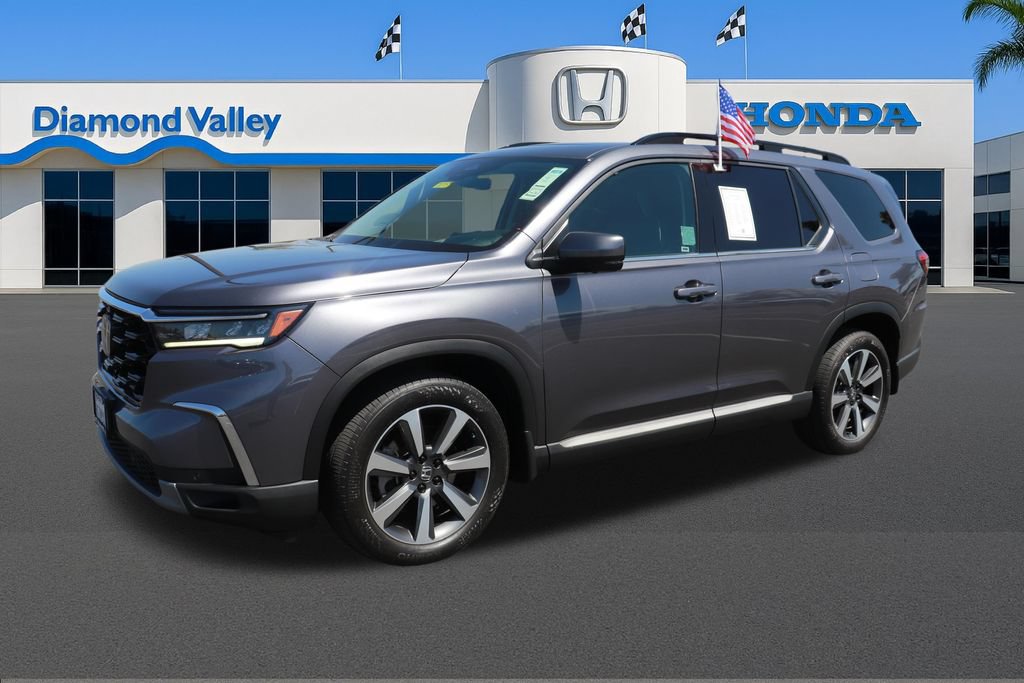 Used 2023 Honda Pilot Elite image 3
