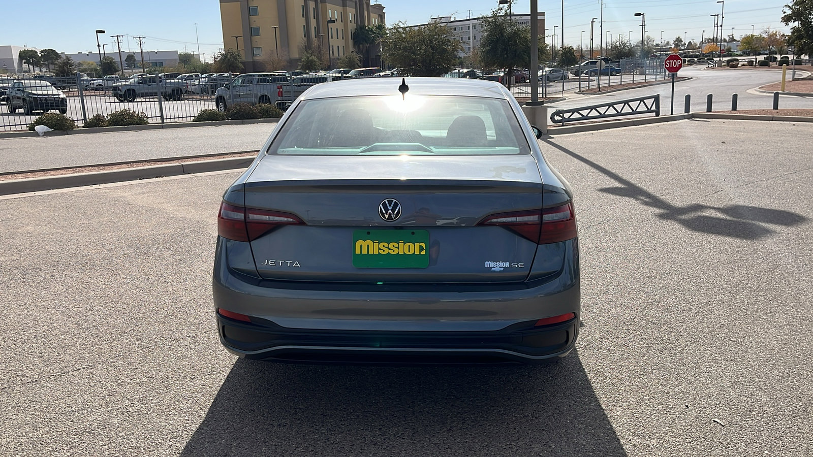 Used 2024 Volkswagen Jetta SE image 7