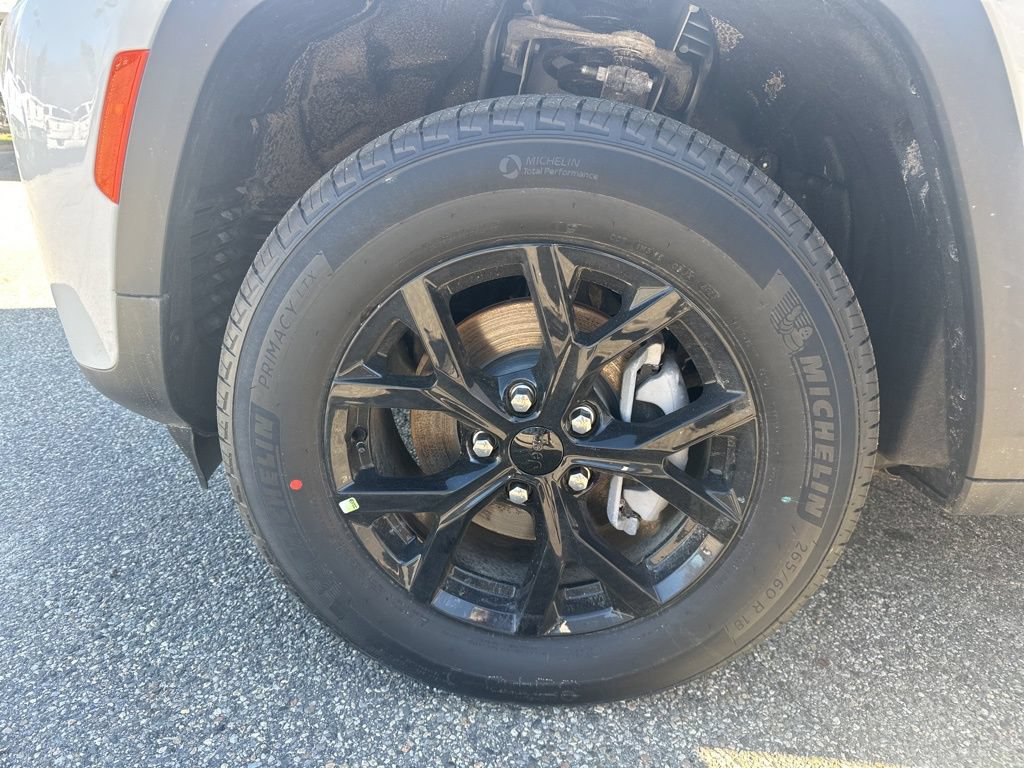 New 2026 Jeep Grand Cherokee Altitude AWD/4WD image 34