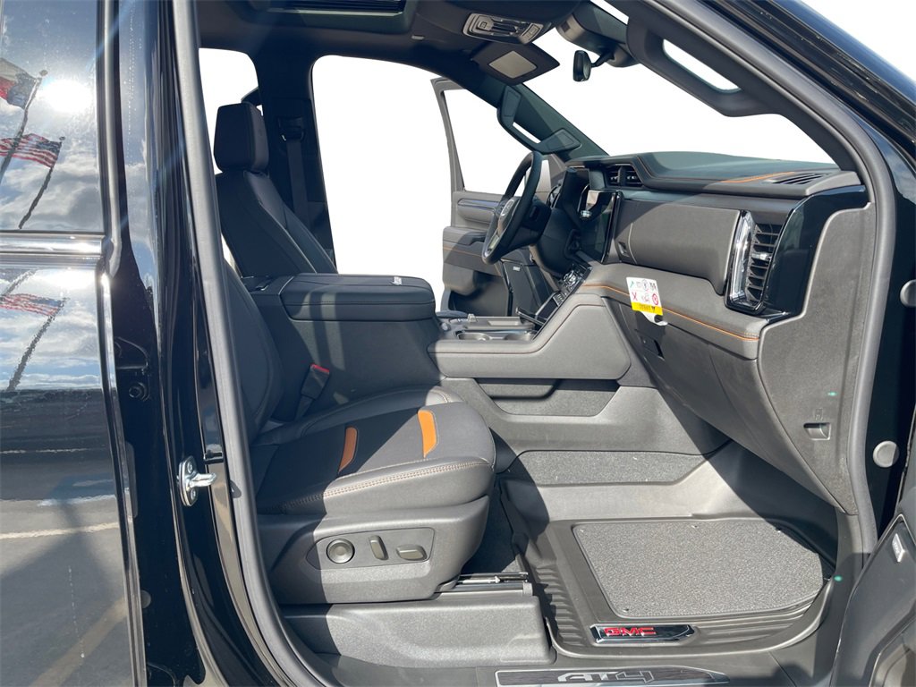 New 2026 GMC Sierra 3500 AT4 w/ AT4 Premium Plus Package image 15