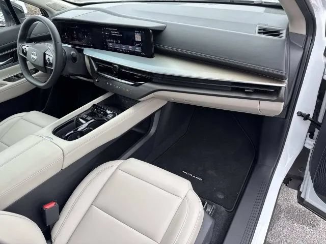 Certified 2025 Nissan Murano SL AWD/4WD image 26