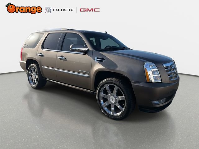 Used 2012 Cadillac Escalade Luxury image 1