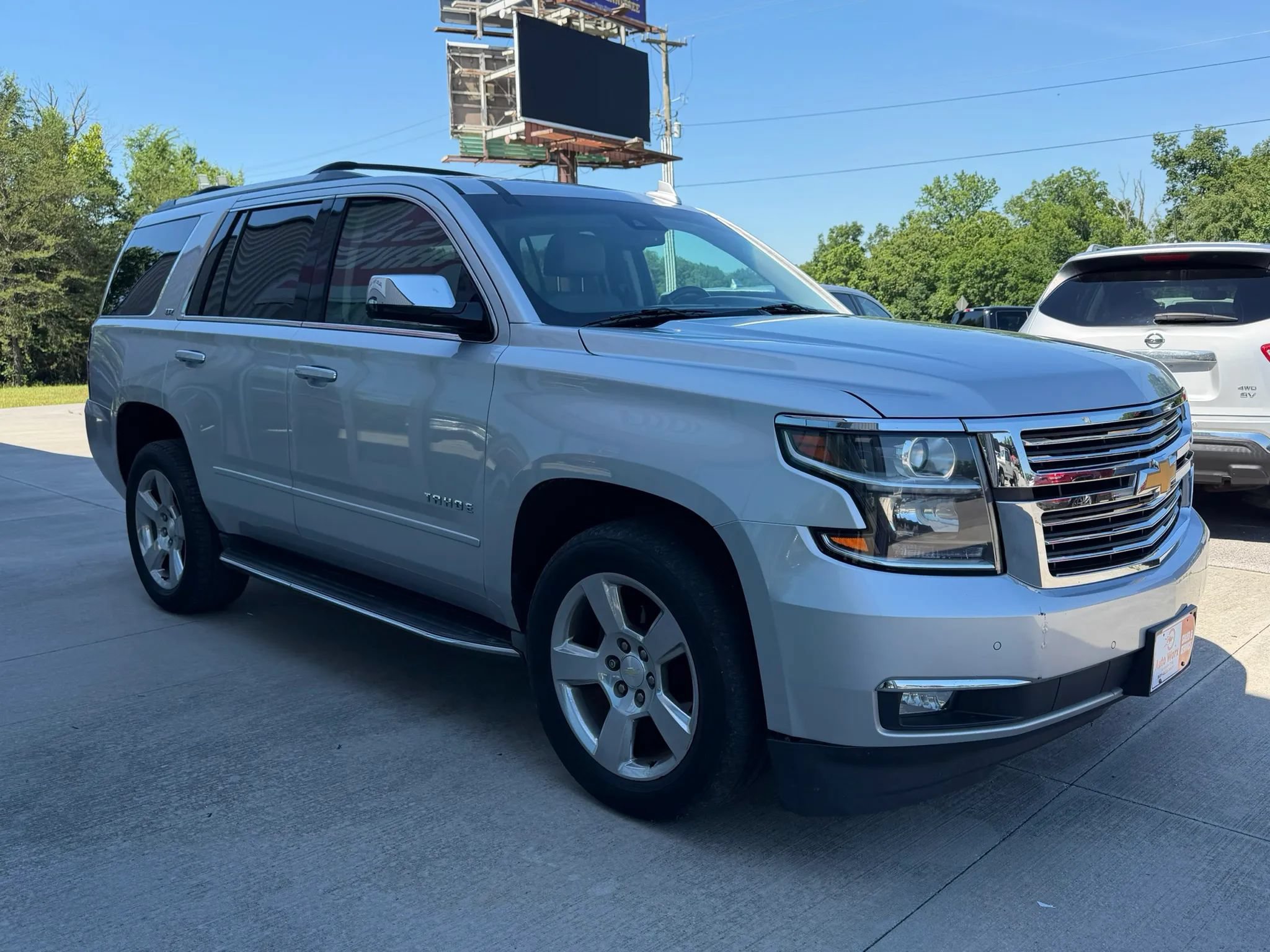 Used 2016 Chevrolet Tahoe LTZ AWD/4WD image 41