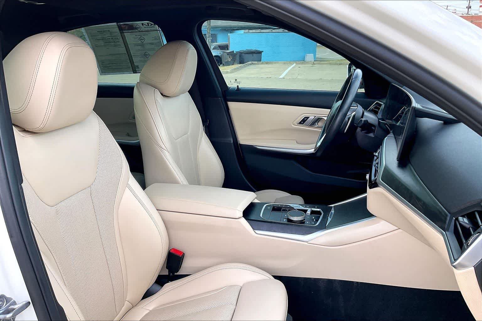 Used 2023 BMW 330e RWD image 12