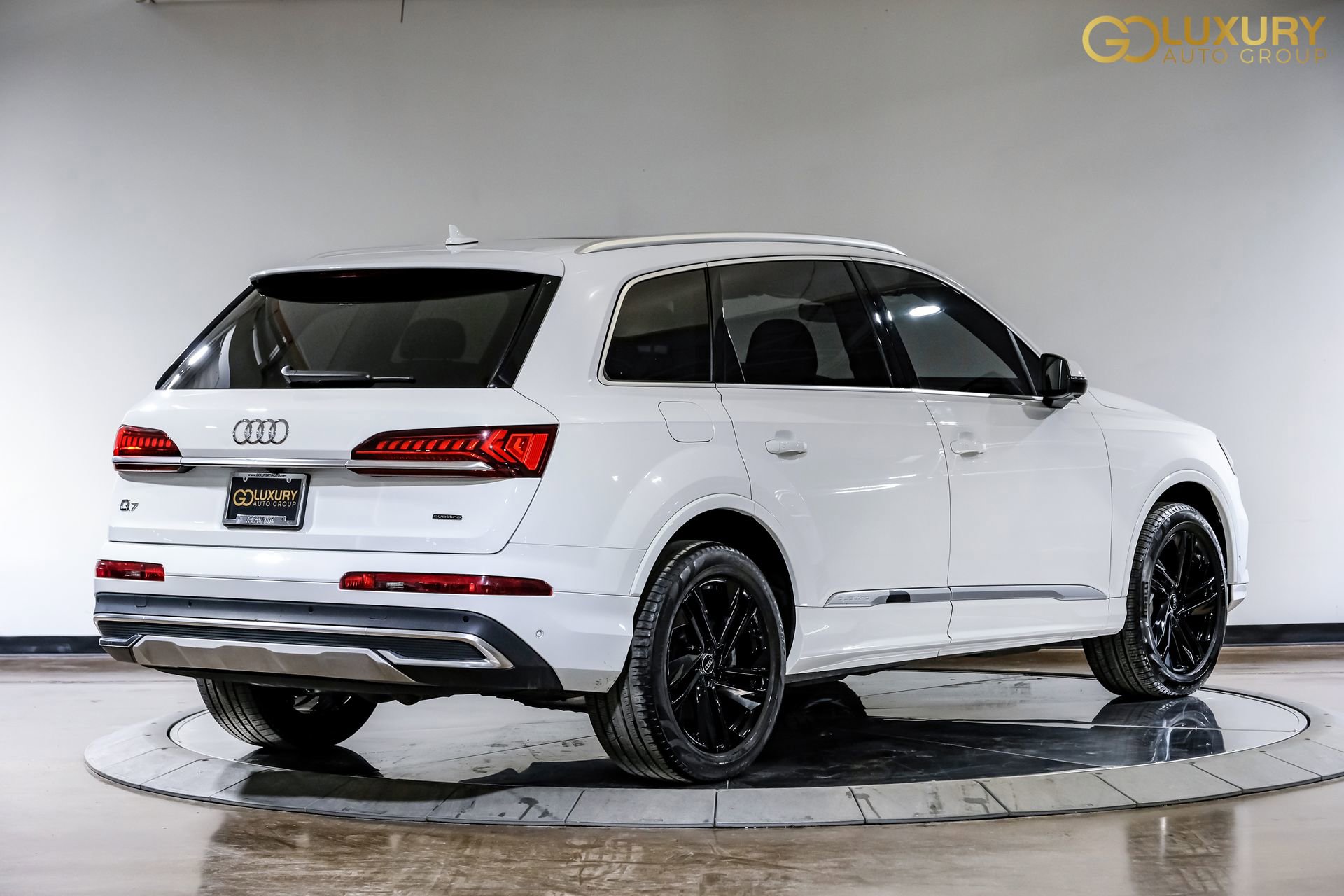 Used 2023 Audi Q7 3.0T Premium w/ Convenience Package image 10